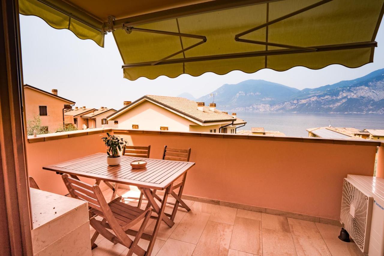 Kite Beth'S House Apartment Brenzone sul Garda Bagian luar foto