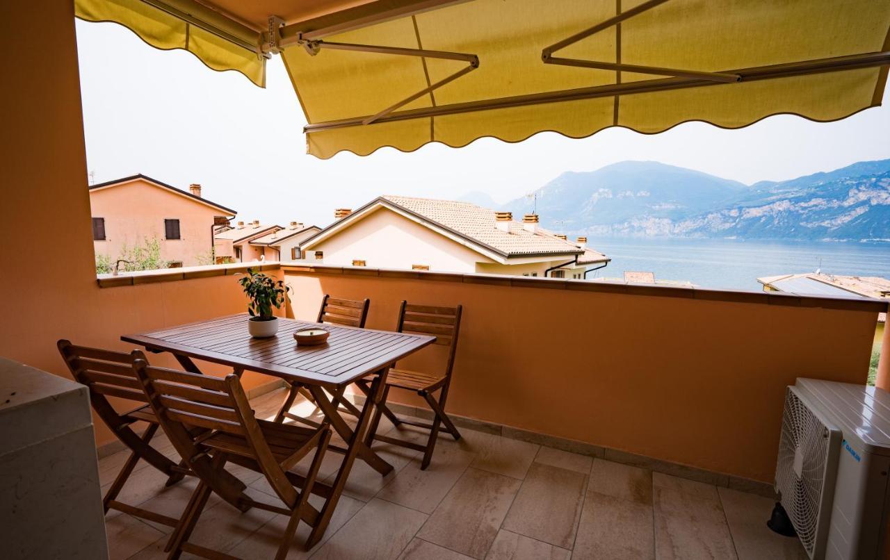Kite Beth'S House Apartment Brenzone sul Garda Bagian luar foto